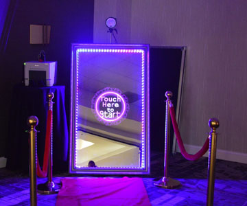 Mirror Photo Booth Melbourne 